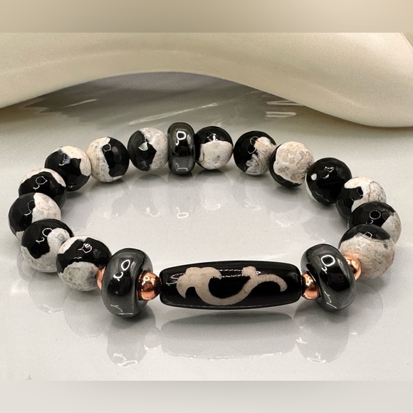 BLACK/WHITE AGATE + RUYI DZI NATURAL STONES BRACELET size 7.5” - Picture 6 of 13